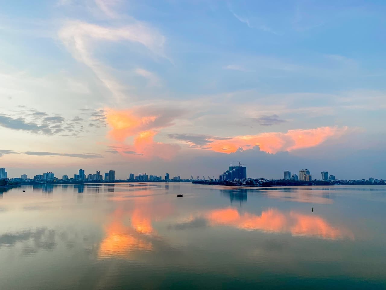 Hoàng hôn Hồ Tây, Hà Nội