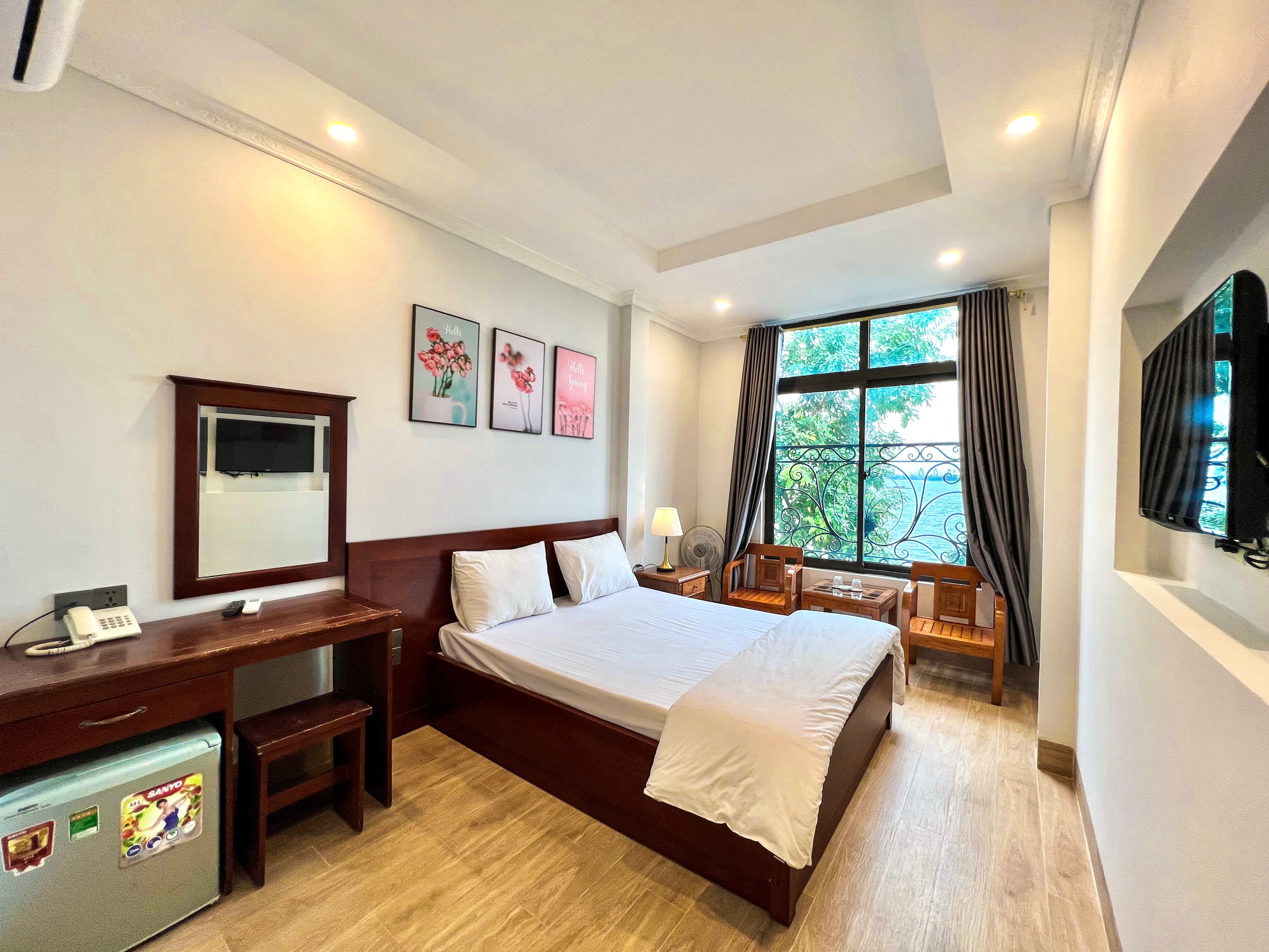 Phòng Đôi View Hồ Tây 6